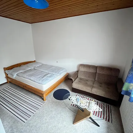 Apartamento Ptivatzimmer Luschin Spielberg Bei Knittelfeld